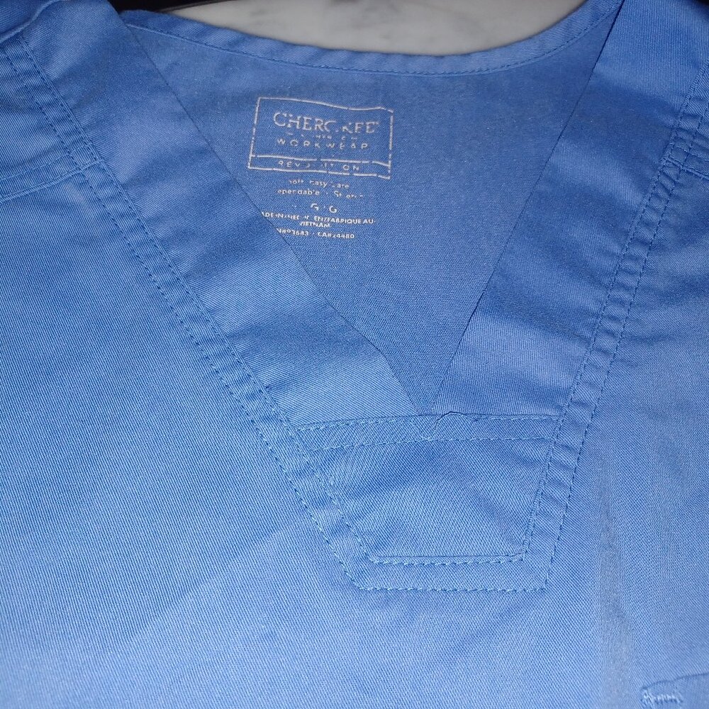 Cherokee Women's Scrub Top Large Light Blue - Picture 2 of 3